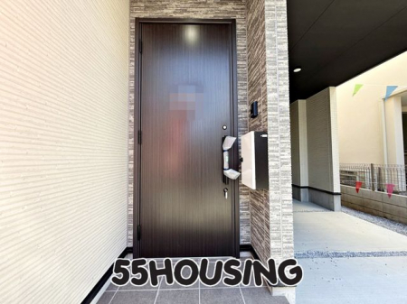 ց@-