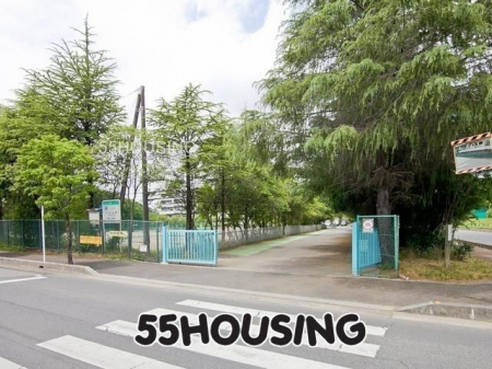 周辺環境　さいたま市立大原中学校 徒歩15分。 1200m