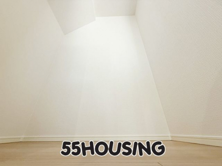 [@-
