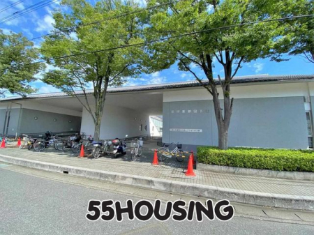 周辺環境　さいたま市立岩槻東部図書館 徒歩12分。 950m