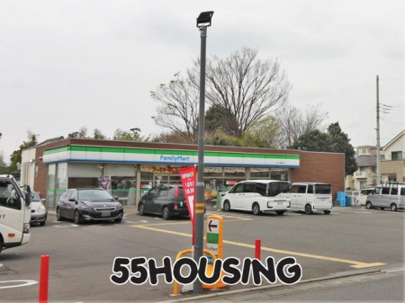 周辺環境　ファミリーマートさいたま蓮沼店 徒歩5分。 350m