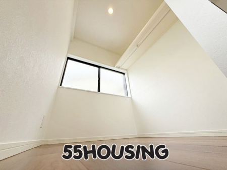 [@-