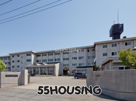 周辺環境　白岡市立白岡中学校 徒歩12分。 950m