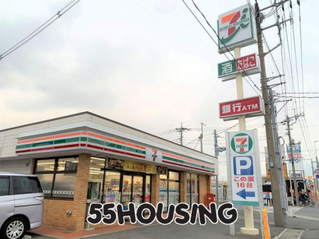 周辺環境　セブンイレブン白岡西7丁目店 徒歩3分。 230m