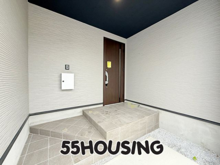 ց@-