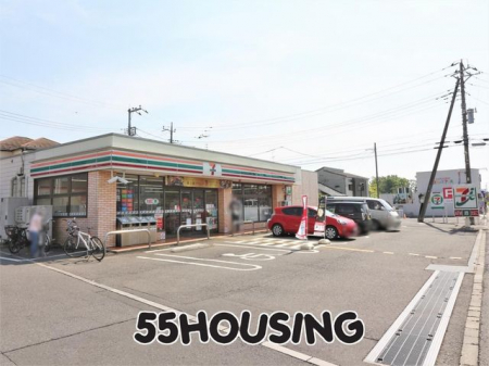 周辺環境　セブンイレブンさいたま中尾バイパス店 徒歩6分。 450m