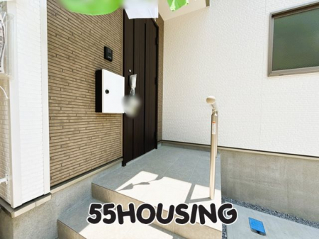 ց@-