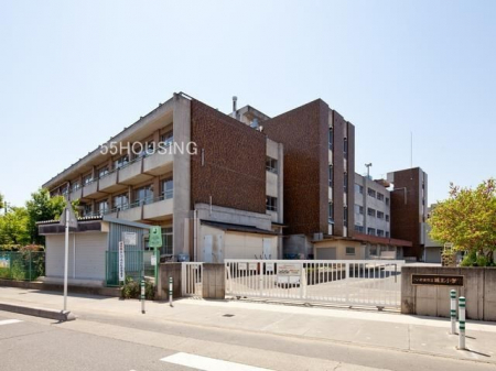 周辺環境　さいたま市立城北小学校 徒歩13分。 980m