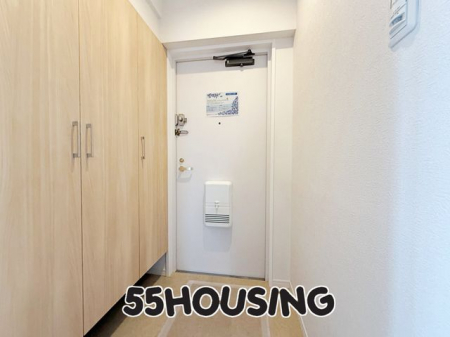 ց@-