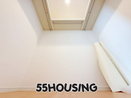 [@-