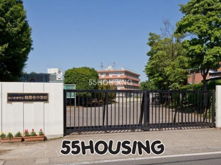 周辺環境　セブンイレブン岩槻慈恩寺店 徒歩10分。 796m