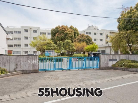 周辺環境　上尾市立大石北小学校 徒歩15分。 1190m