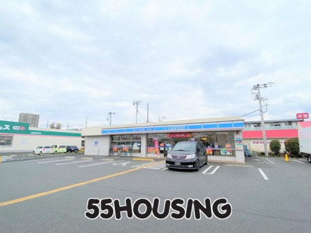周辺環境　ローソン上尾井戸木二丁目店 徒歩5分。 400m
