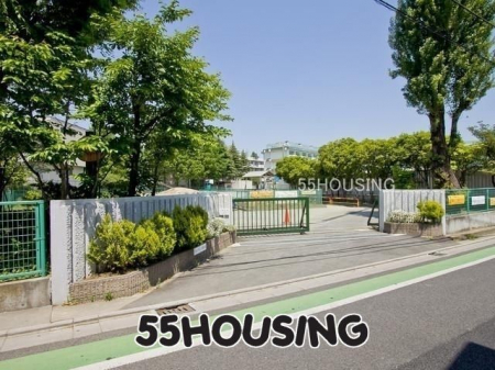 周辺環境　さいたま市立大谷口中学校 徒歩27分。 2130m