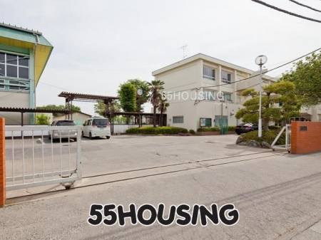 周辺環境　春日部市立豊春中学校 徒歩24分。 1870m