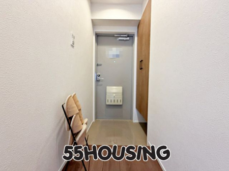 ց@-