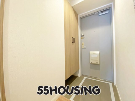 ց@-