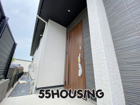 ց@-