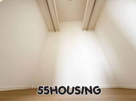[@-