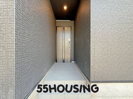 ց@-