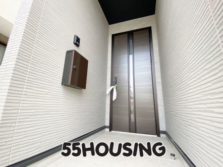 ց@-