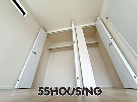 [@-