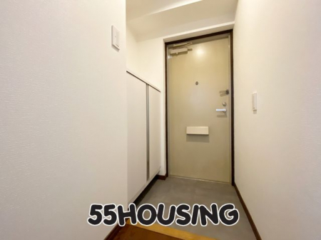 ց@-