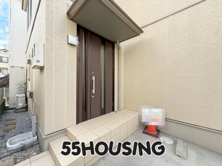 ց@-