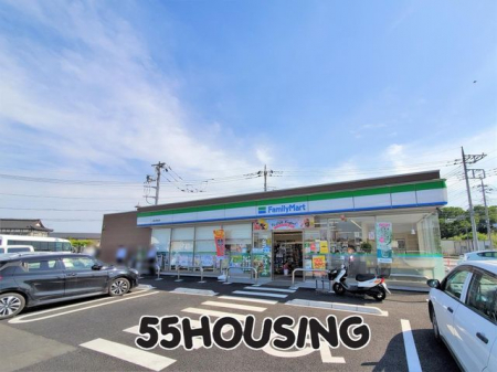 ���ӊ��@�t�@�~���[�}�[�g������~�J�X �k��4���B 288m