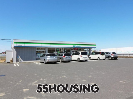 ���ӊ��@�t�@�~���[�}�[�g��{���V�n�X �k��4���B 270m