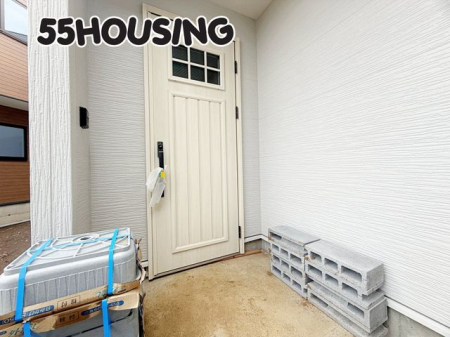 ���ց@-