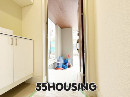 ���ց@-