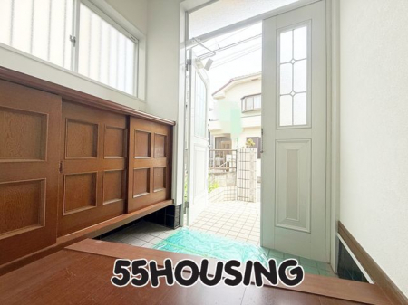 ���ց@-