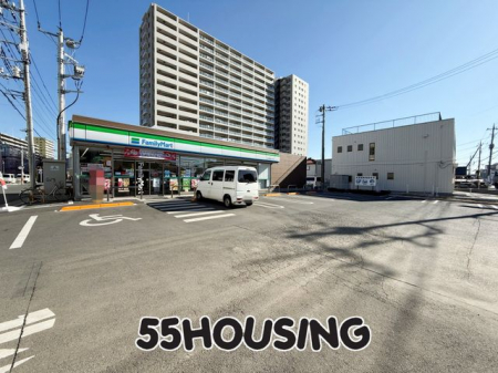 ���ӊ��@�t�@�~���[�}�[�g�������܋{�����꒚�ړX �k��2���B 90m