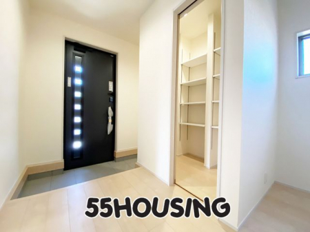 ���ց@-