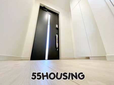 ���ց@-