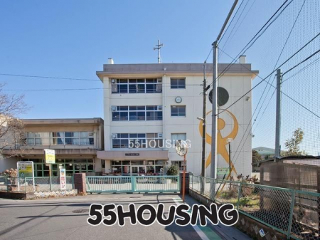 ���ӊ��@�������܎s���A�����w�Z �k��25���B 1750m