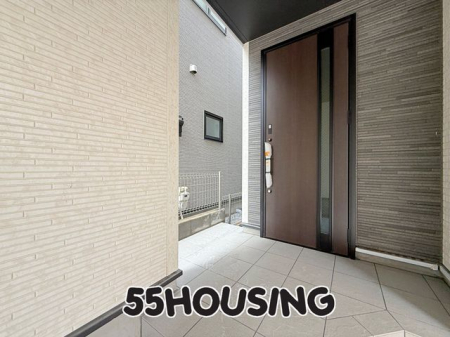 ���ց@-