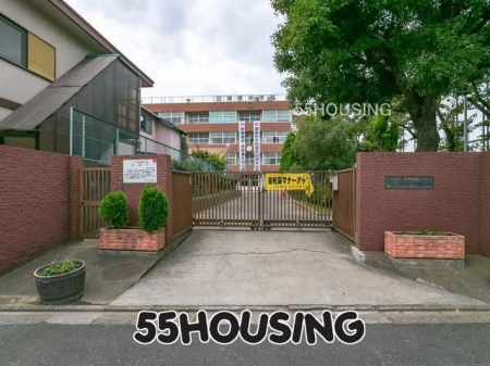 ���ӊ��@����s���̉ƒ��w�Z �k��7���B 500m