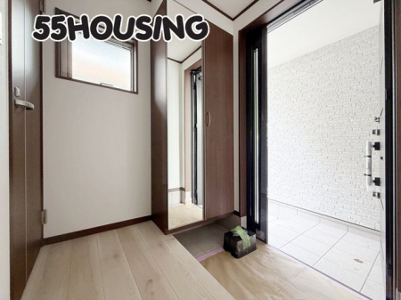 ���ց@-