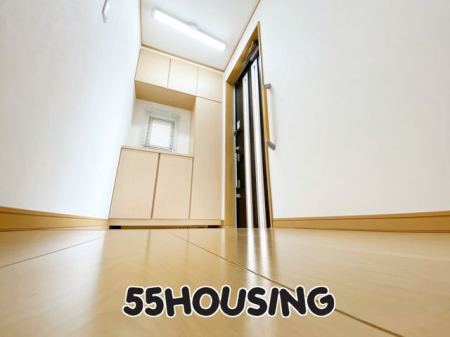 ���ց@-