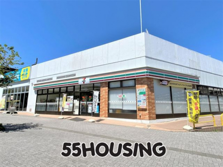 ���ӊ��@�Z�u���C���u���v�쓌�h�{�w�O�X �k��7���B 520m