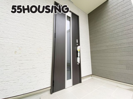 ���ց@-