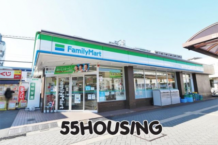 ���ӊ��@�t�@�~���[�}�[�g���񂰂��w�O�X �k��8���B 590m