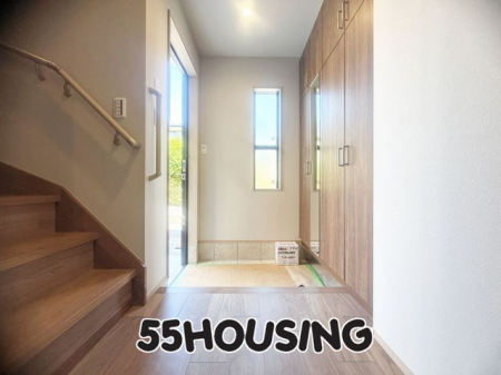 ���ց@-