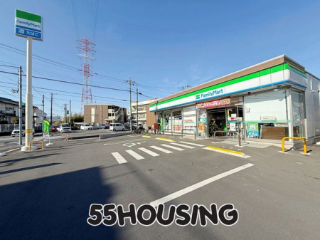 ���ӊ��@�t�@�~���[�}�[�g�������܋Ȗ{�񒚖ړX �k��8���B 620m