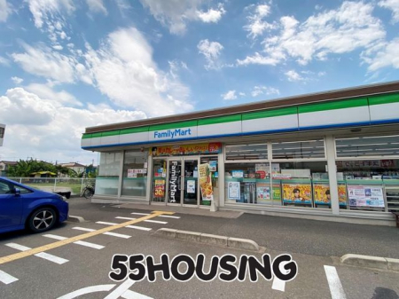���ӊ��@�t�@�~���[�}�[�g������g�X �k��5���B 400m