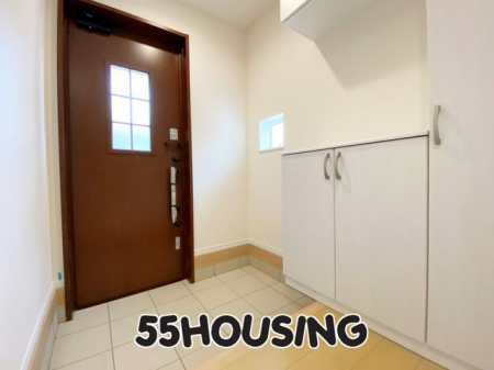 ���ց@-