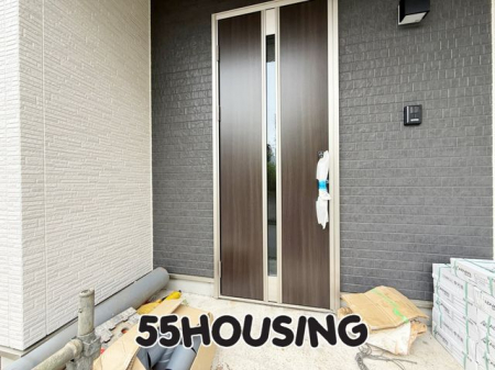 ���ց@-