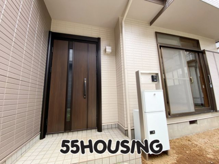 ���ց@-
